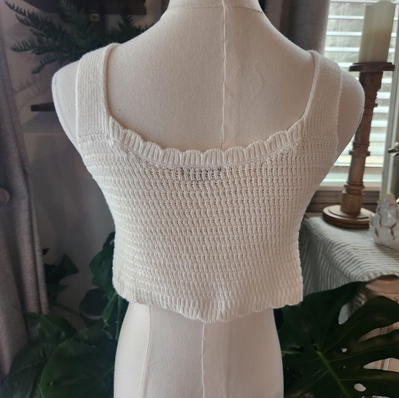 Wild Fable White Knit Crop Top with Red Floral Design - Picture 3 of 5